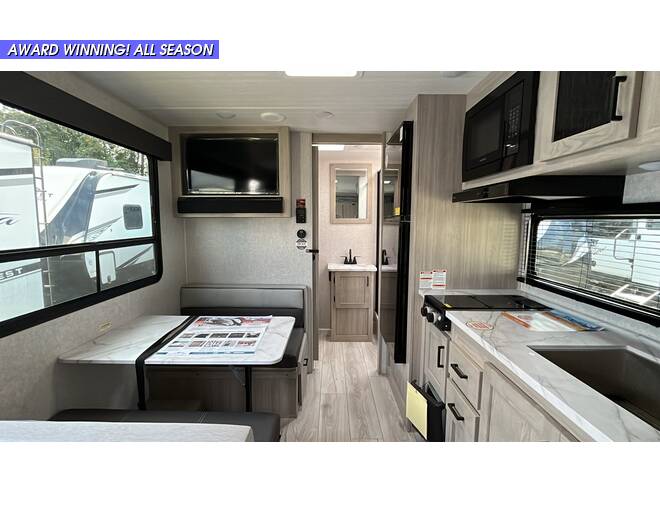 2024 East to West Alta LE 1600MRB Travel Trailer at Riverside Camping Center STOCK# C0768 Photo 4