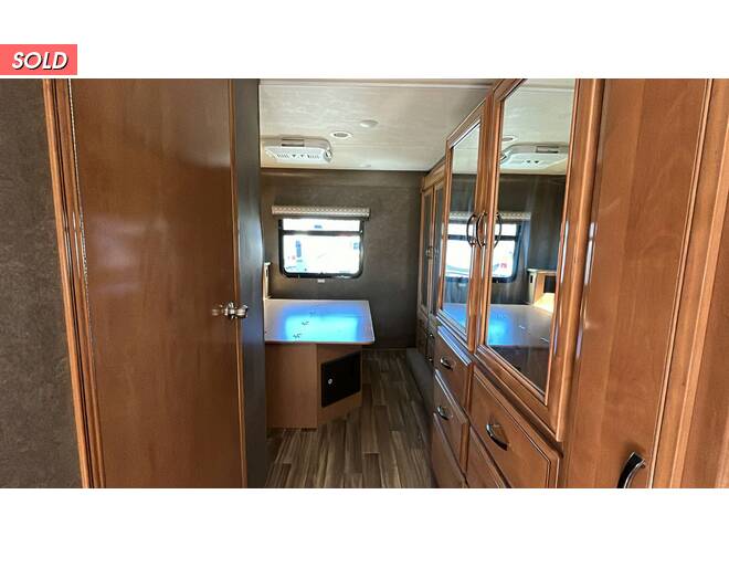 2018 Thor Quantum Ford WS31 Class C at Riverside Camping Center STOCK# C0754A Photo 13