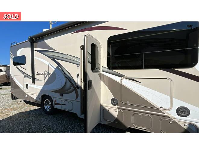 2018 Thor Quantum Ford WS31 Class C at Riverside Camping Center STOCK# C0754A Photo 21