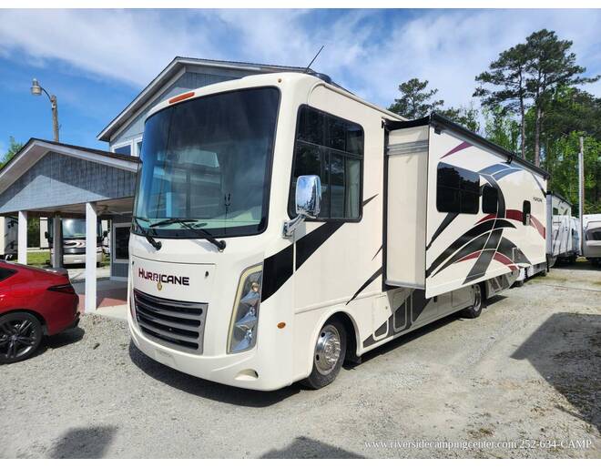 2022 Thor Hurricane Ford F-53 29M Class A at Riverside Camping Center STOCK# C0761B Photo 3