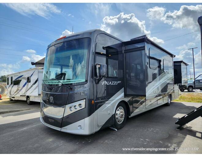 2025 Thor Palazzo GT Freightliner XC-S 37.4 Class A at Riverside Camping Center STOCK# C0840 Photo 3