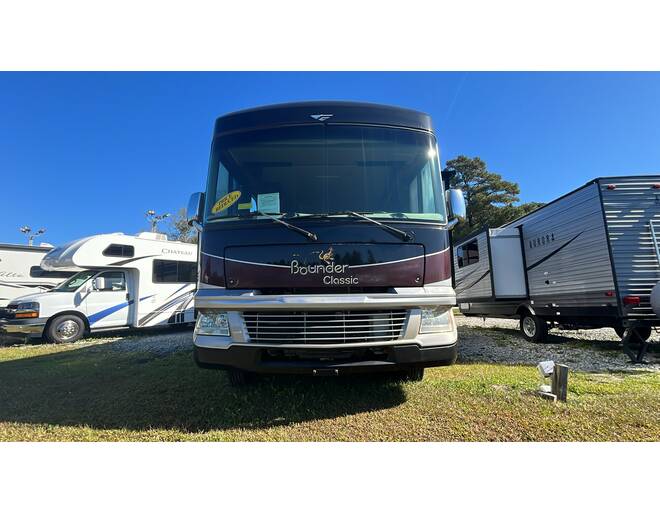 2014 Fleetwood Bounder Classic Ford 36R Class A at Riverside Camping Center STOCK# P7212A Photo 2