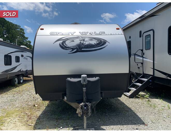 2019 Cherokee Grey Wolf 22RR Travel Trailer at Riverside Camping Center STOCK# P8972A Photo 2