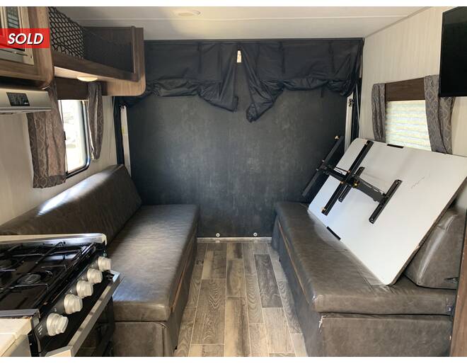 2019 Cherokee Grey Wolf 22RR Travel Trailer at Riverside Camping Center STOCK# P8972A Photo 5