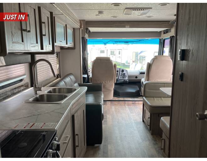 2020 Coachmen Pursuit Ford F-53 29SS Class A at Riverside Camping Center STOCK# R15300R Photo 4