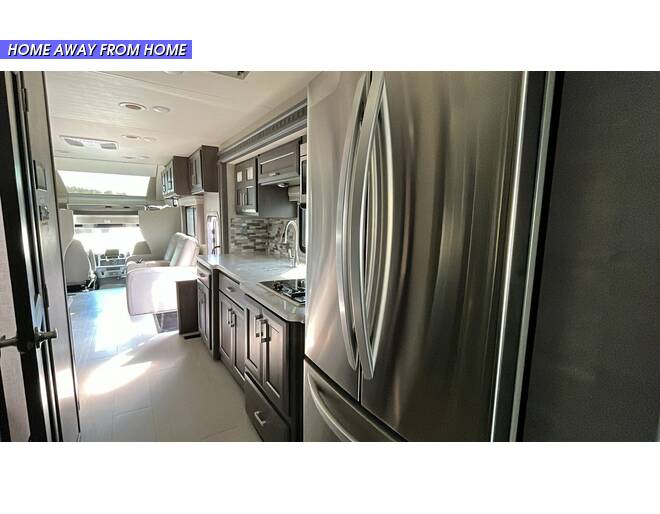 2023 Thor Inception Freightliner Super C 38FX Super C at Riverside Camping Center STOCK# C0759A Photo 16