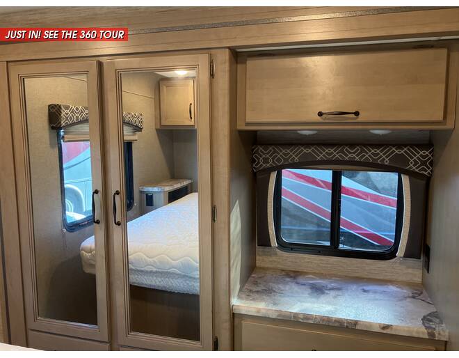 2023 Thor Chateau Ford 31WV Class C at Riverside Camping Center STOCK# C0703 Photo 15