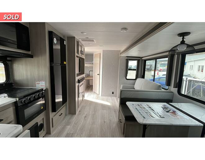 2024 East to West Alta 2800KBH Travel Trailer at Riverside Camping Center STOCK# C0790 Photo 4