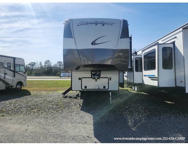 2022 Sandpiper 3440BH Fifth Wheel at Riverside Camping Center STOCK# C0812A Photo 2