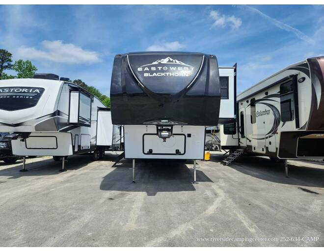 2024 East to West Blackthorn 3700BH-OK Fifth Wheel at Riverside Camping Center STOCK# C0836 Photo 2